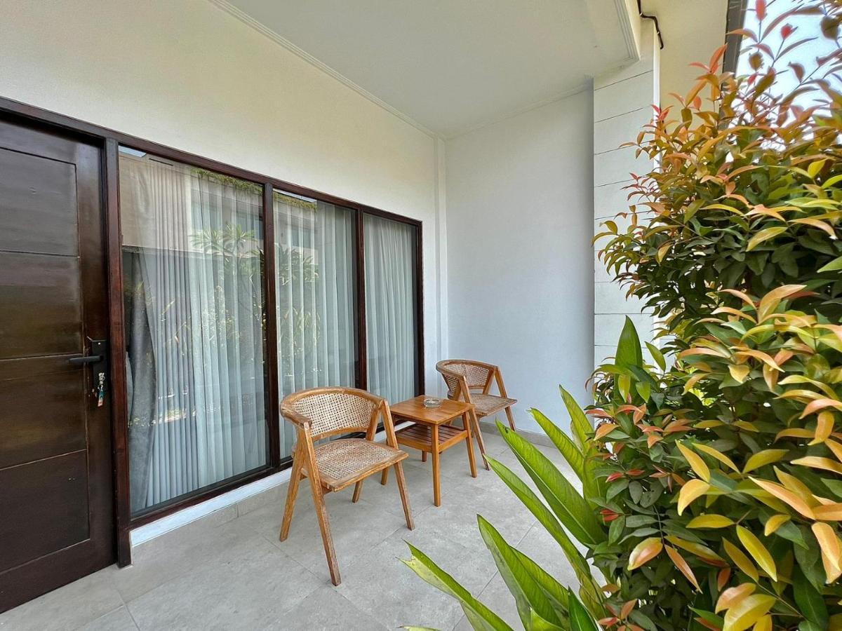 Cg Guesthouse Canggu Buitenkant foto