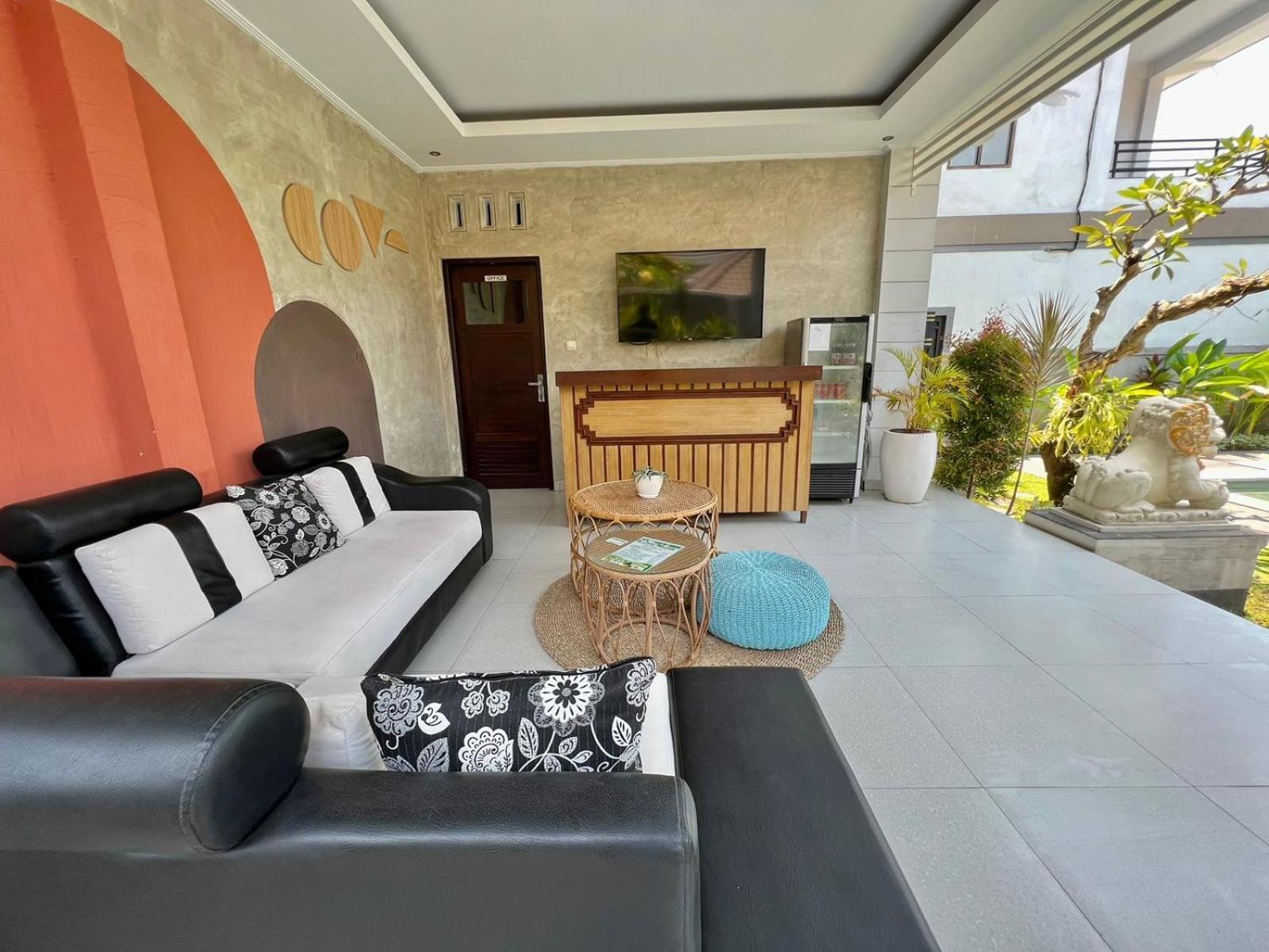Cg Guesthouse Canggu Buitenkant foto